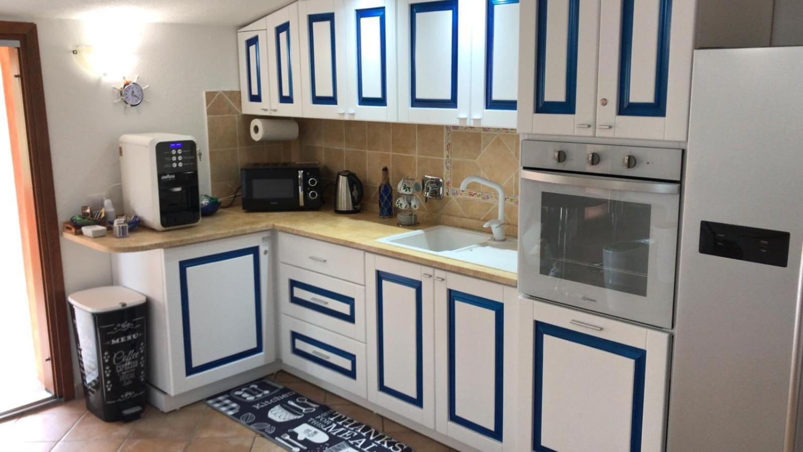 B&B Da Tizy San Teodoro  Luaran gambar