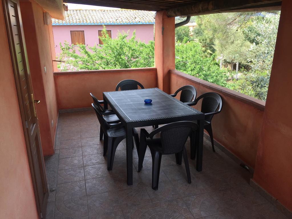 B&B Da Tizy San Teodoro  Luaran gambar